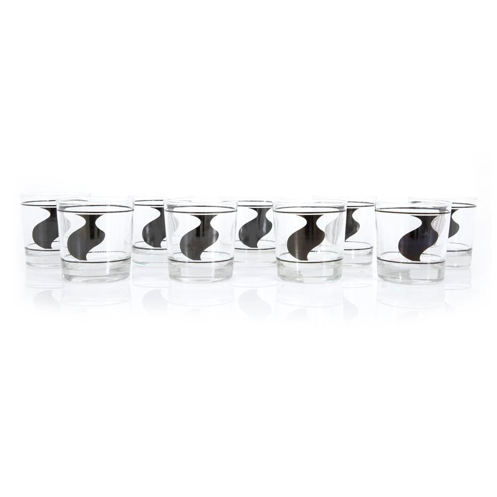 Black Wave Rocks Glass