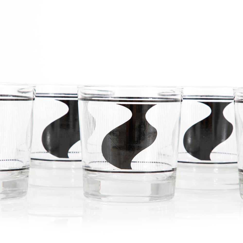Black Wave Rocks Glass
