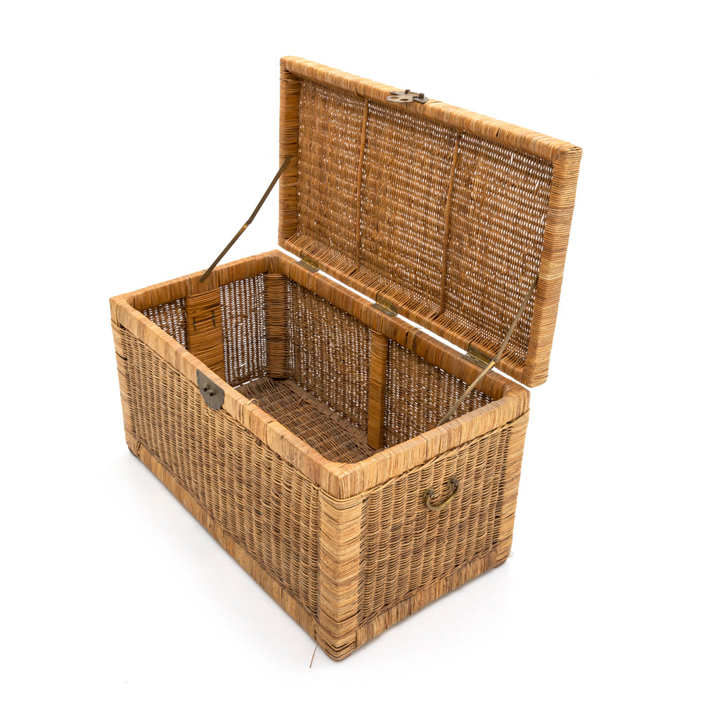 Wicker Trunk