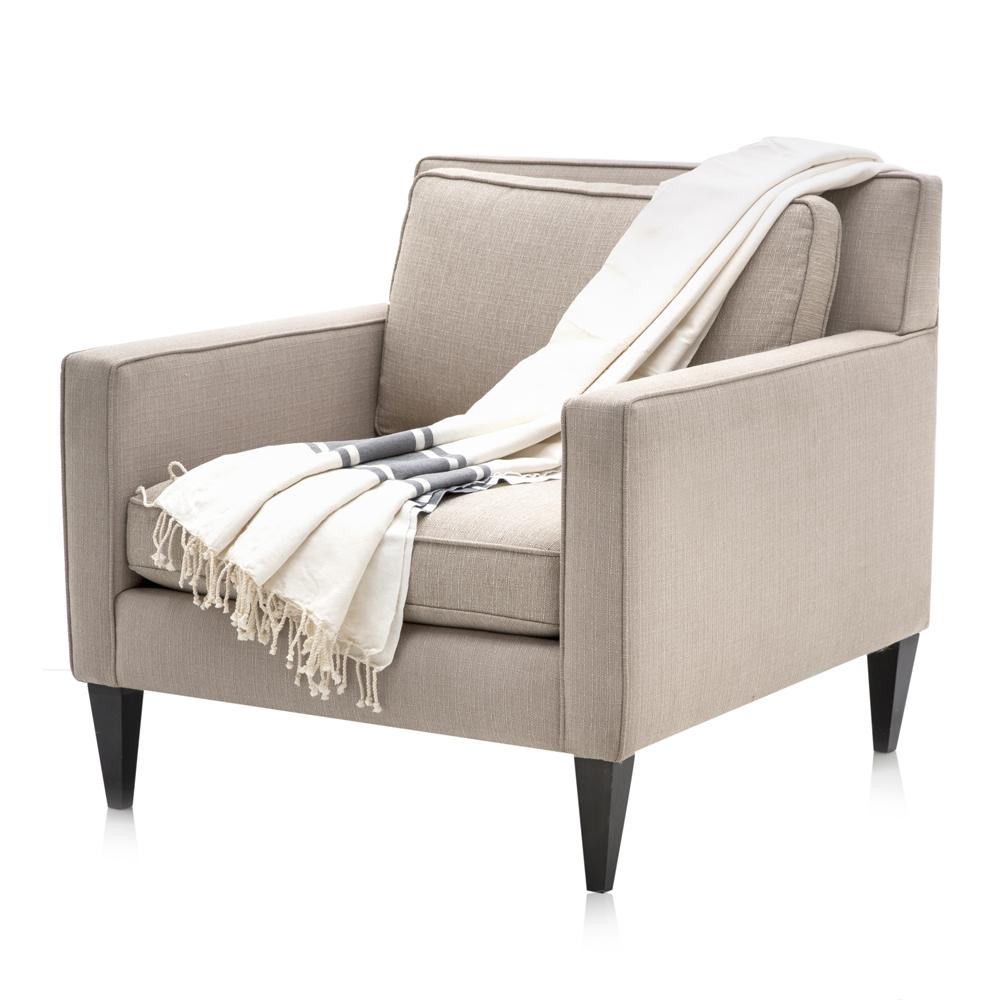 White/Grey Tassel Throw
