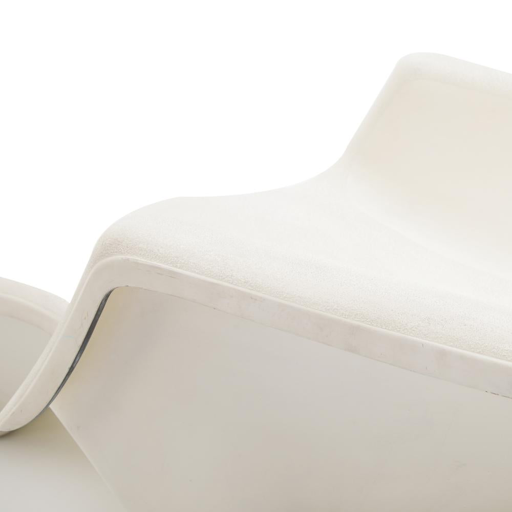 White Fiberglass Outdoor Chaise Lounger