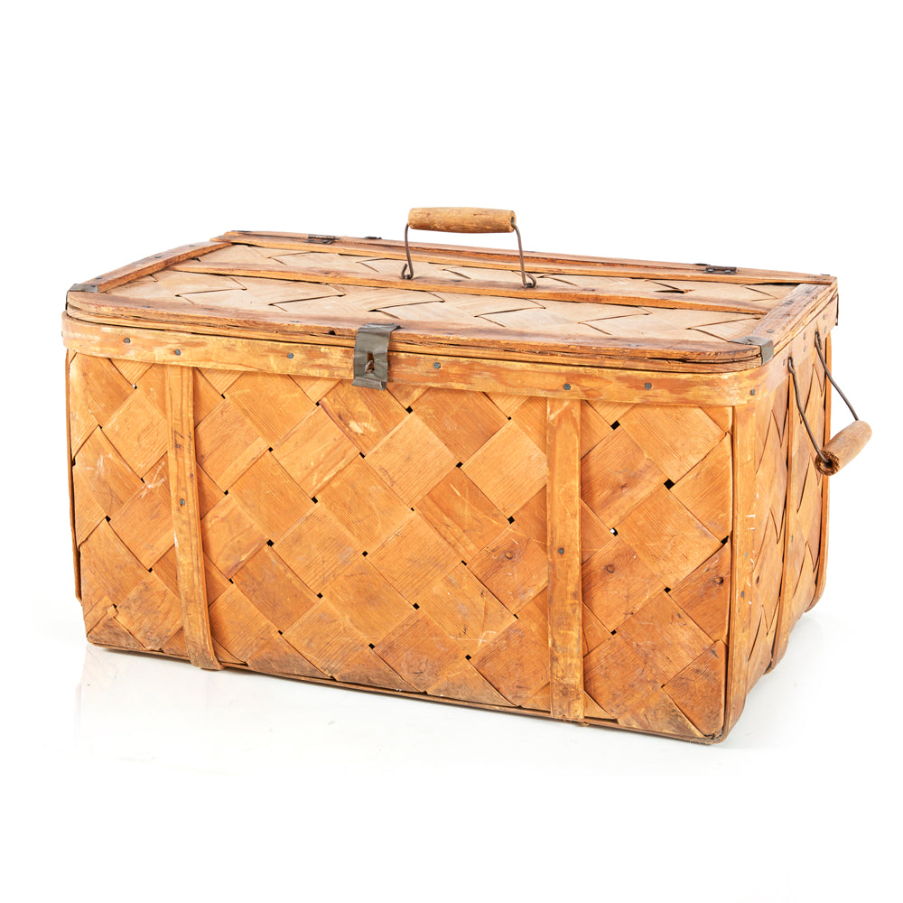 Woven Basket Trunk
