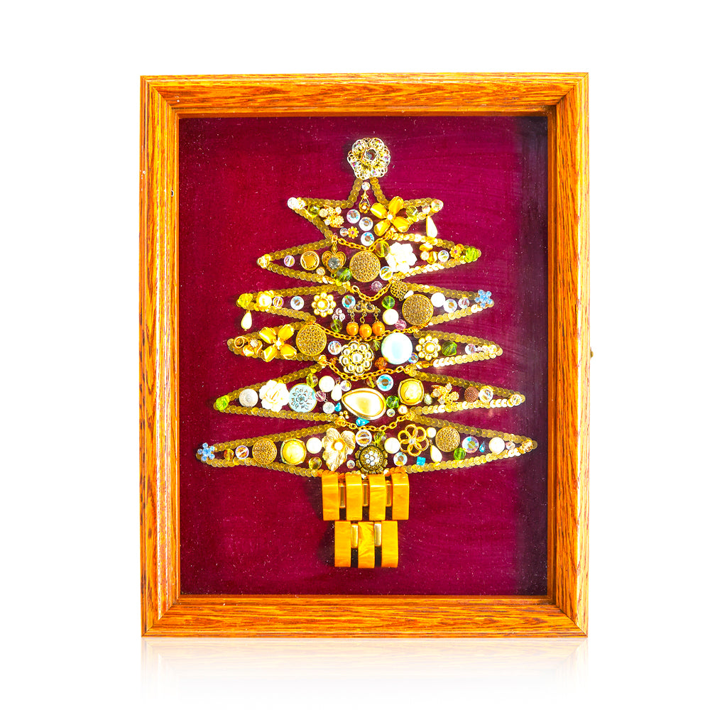 Ornate Button Christmas Tree