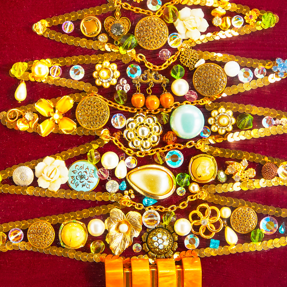 Ornate Button Christmas Tree