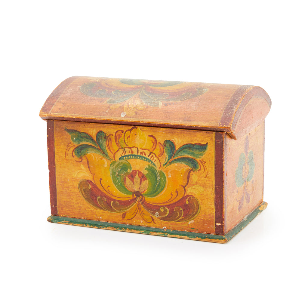Tan Vintage Wood Box (A+D)