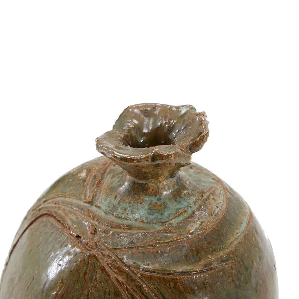 Brown Primitive Vase (A+D)