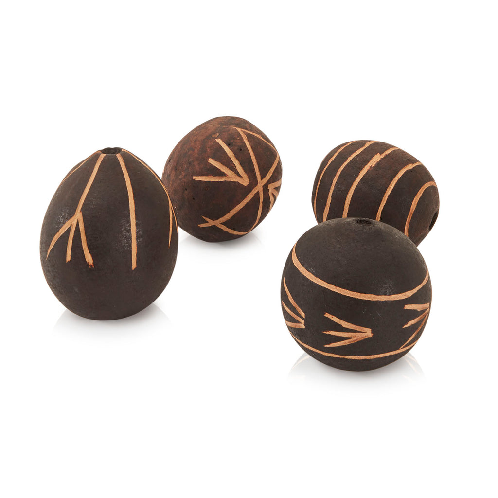 Brown Painted Balls (A+D)