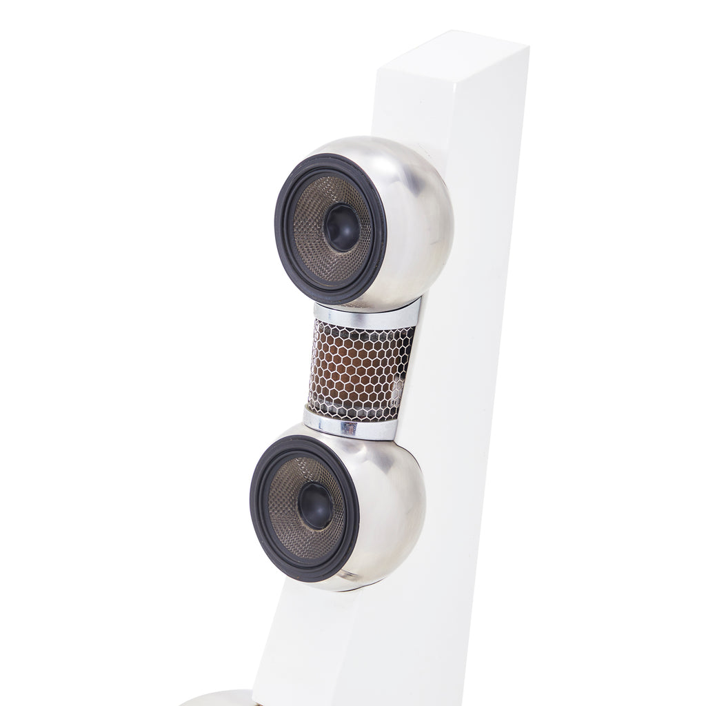 Standing White Retro Speaker