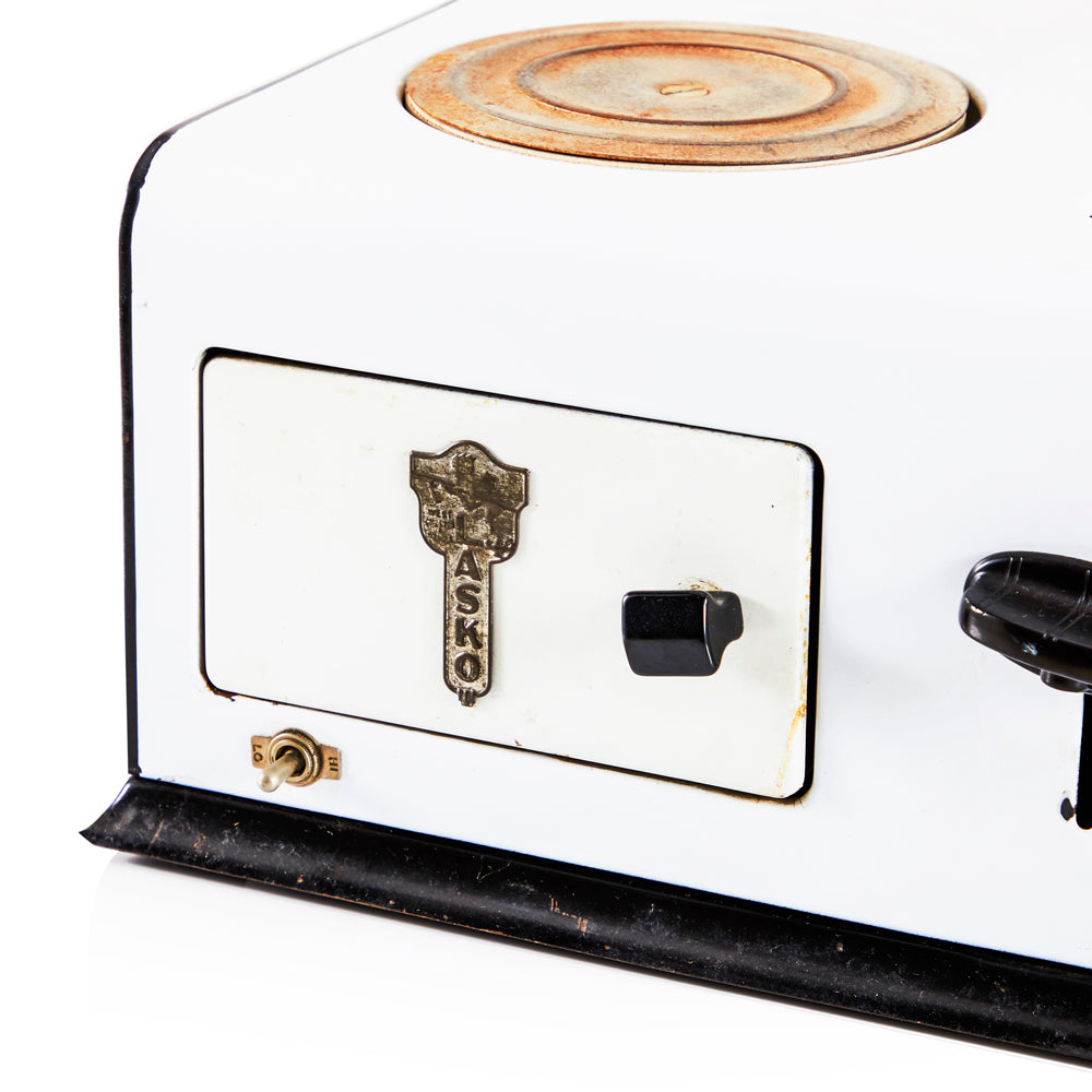 Vintage Lasko Toastove