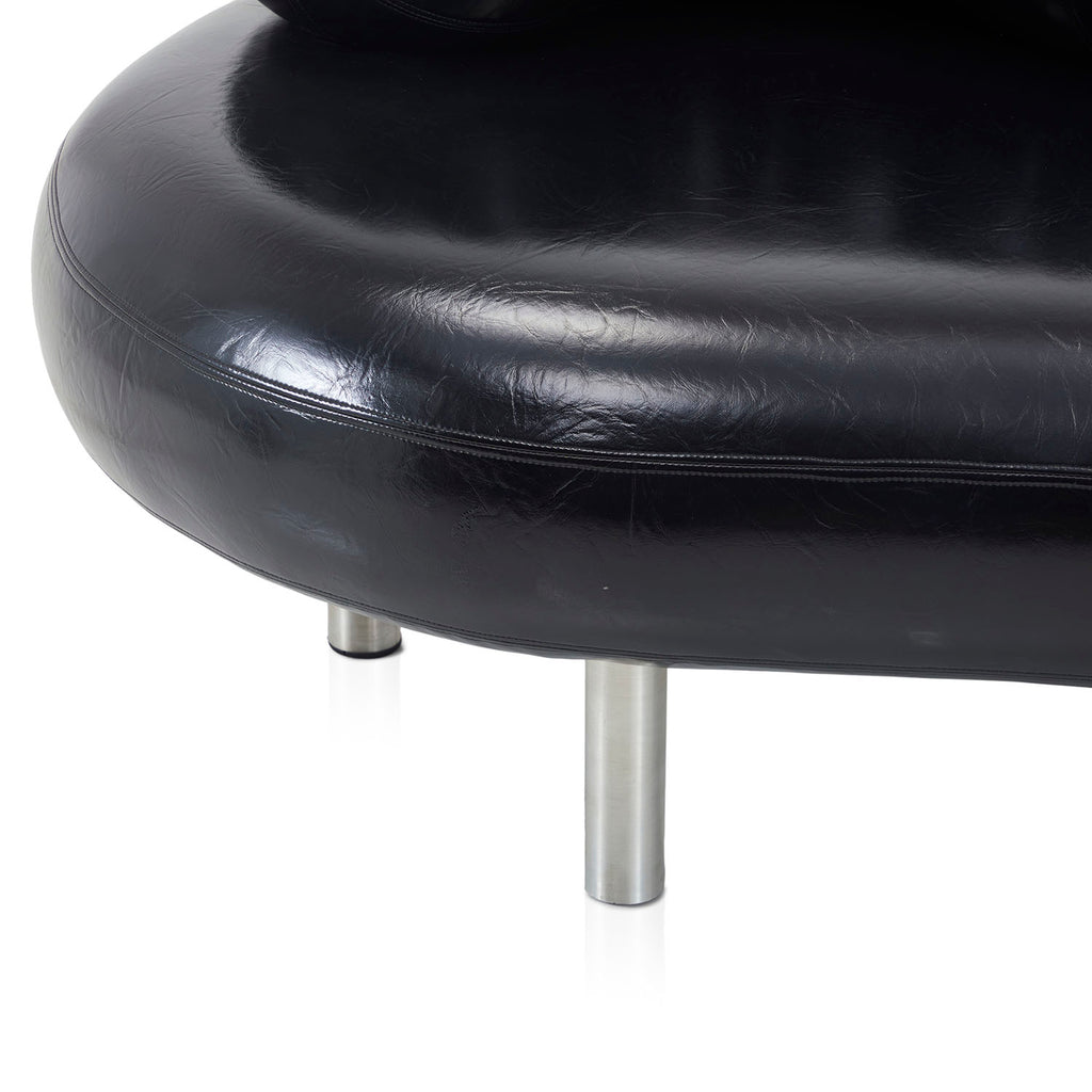 Black Pearl 80's Love Seat