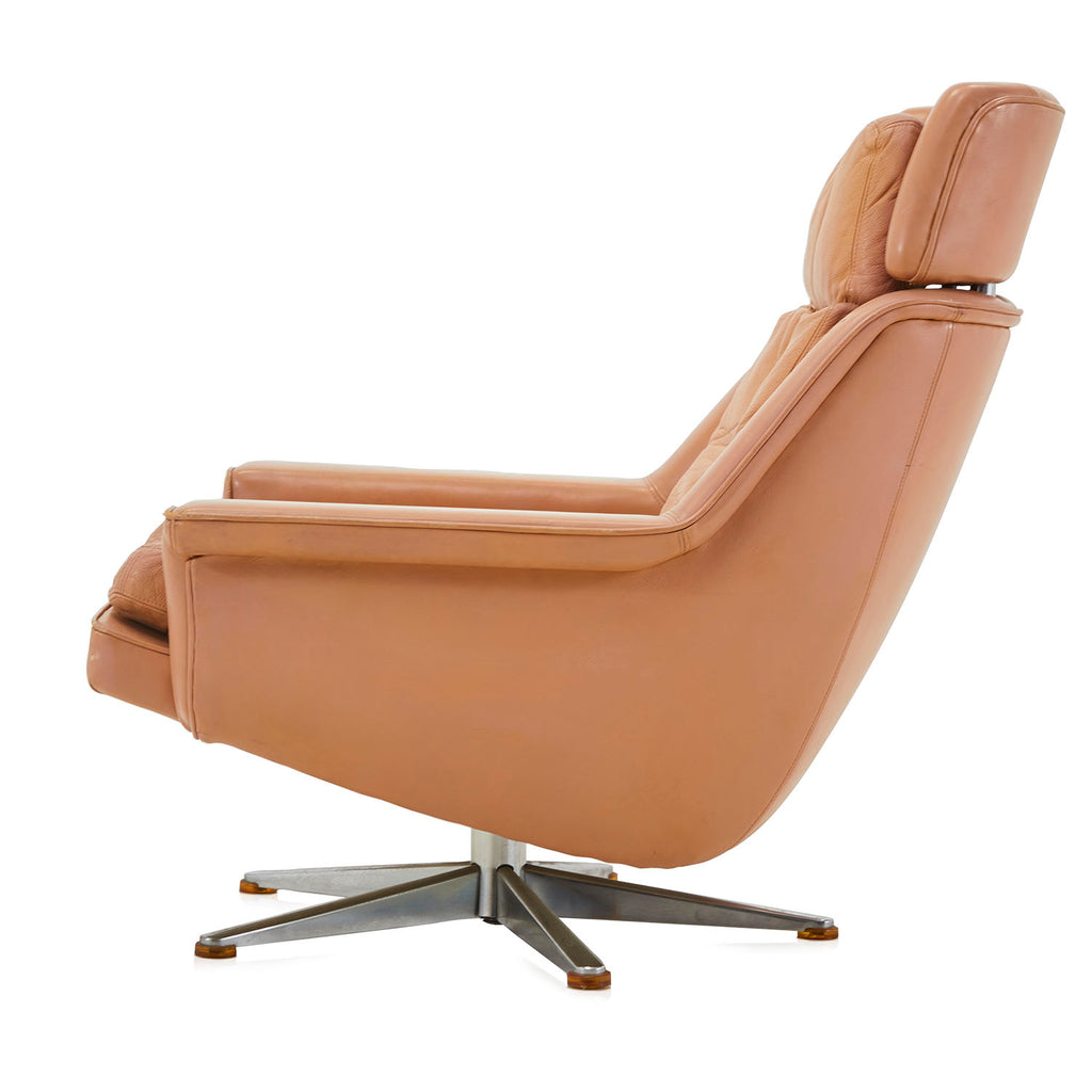 Tan Putty Leather Lounge Chair w/ Ottoman
