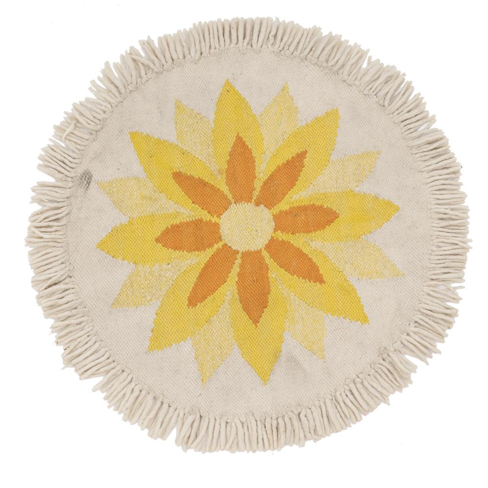 Tiny White Yellow Flower Round Rug with Fringe