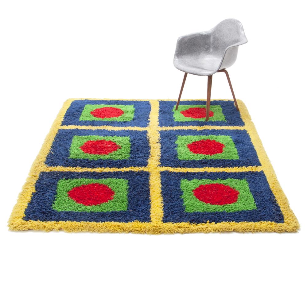 Vintage Colorful Stoplight Shag Rug