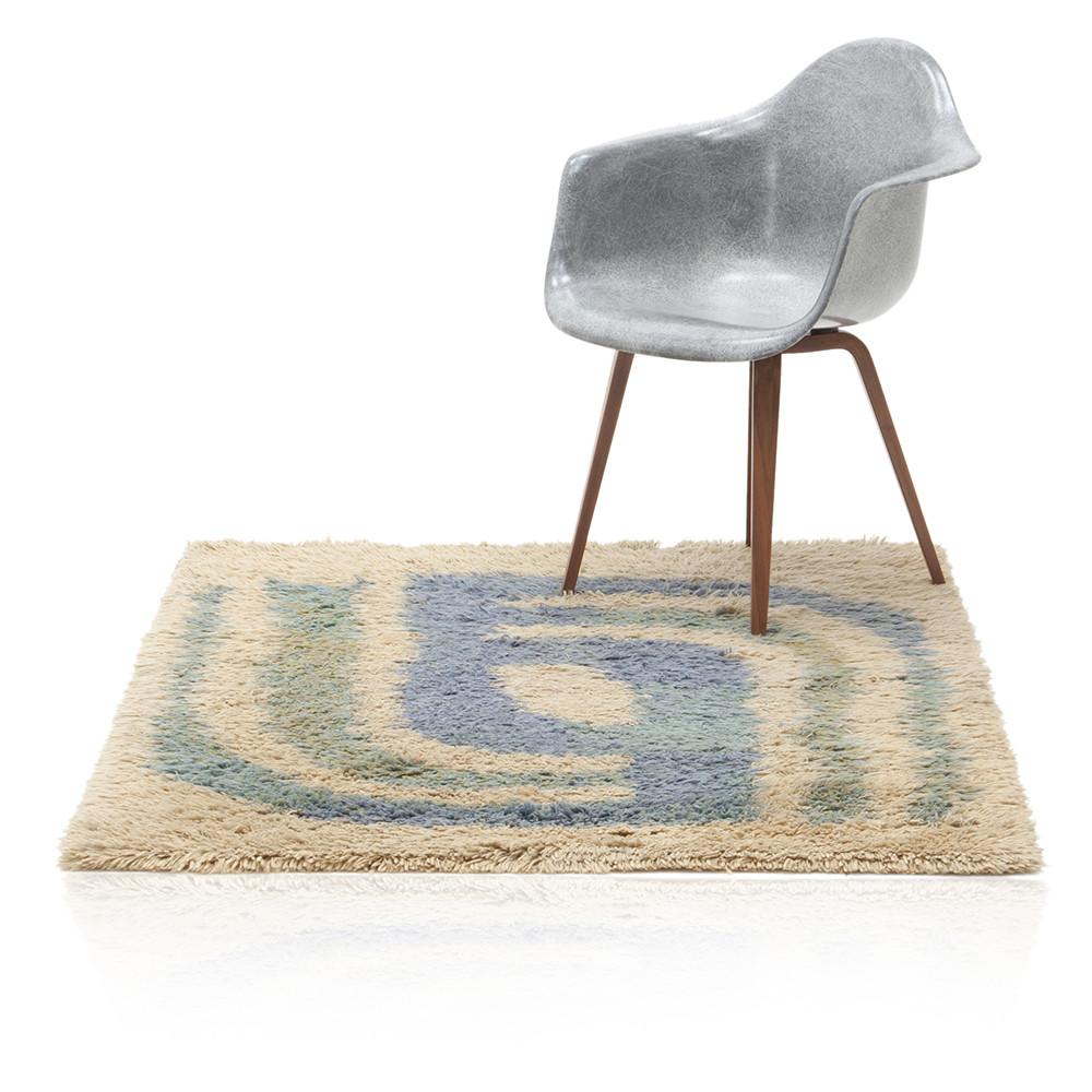 Blue and White Swirl Rug