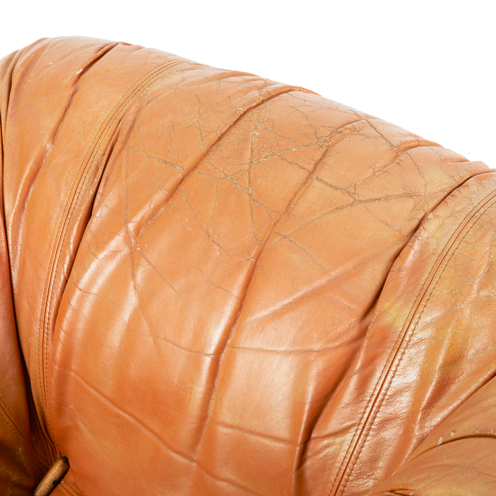 Brown Cracked Leather Scoop Lounge Chair