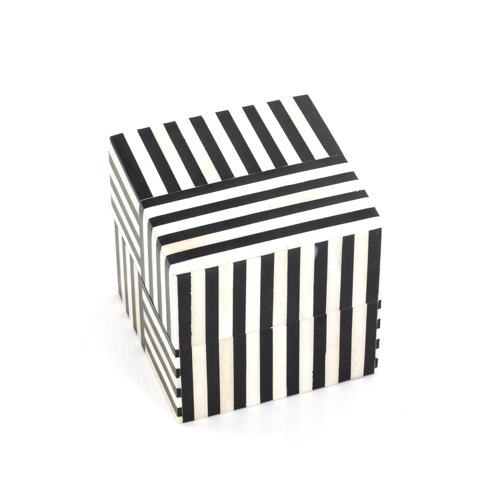 Black White Striped Box (A+D)