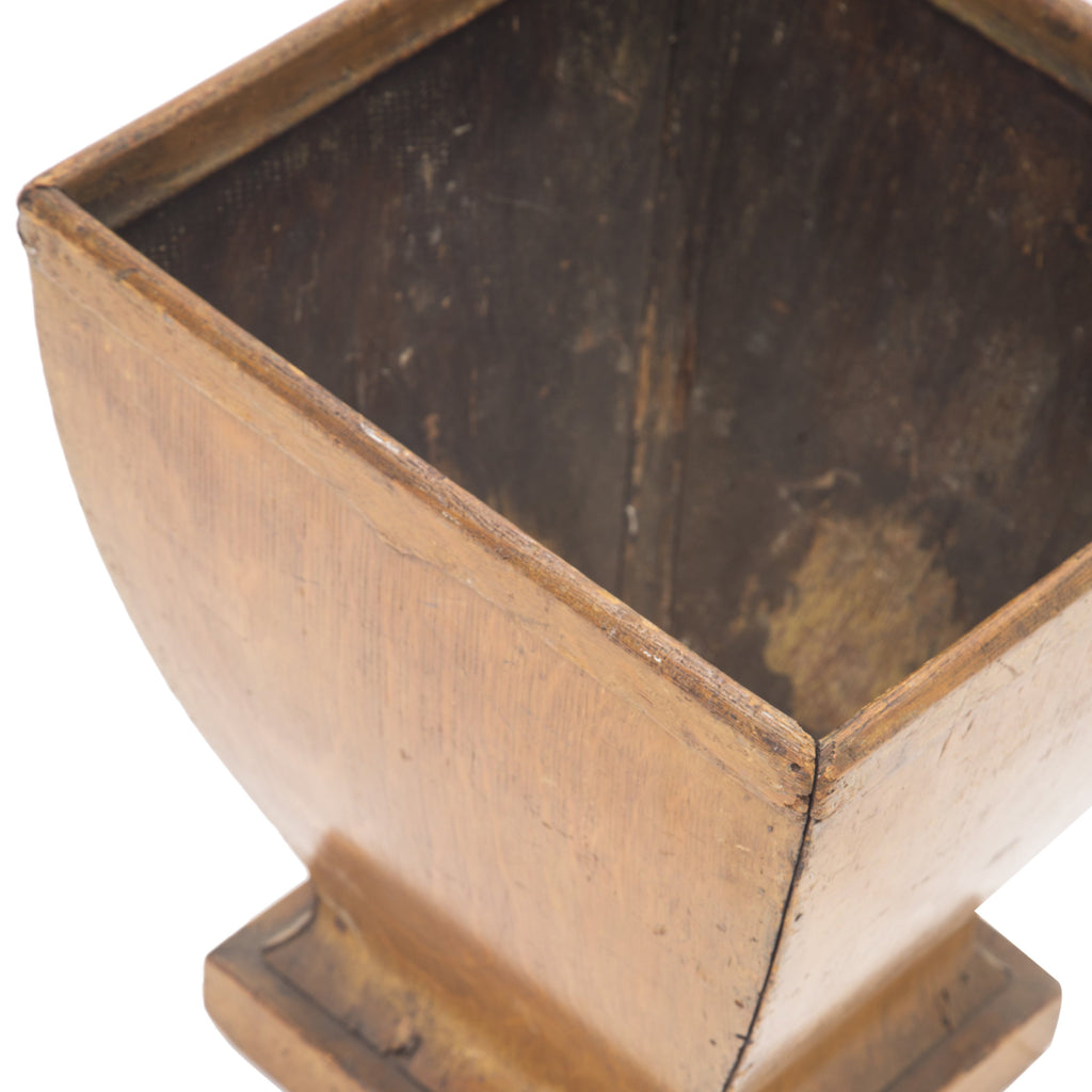 Wood Curved Tapered Planter