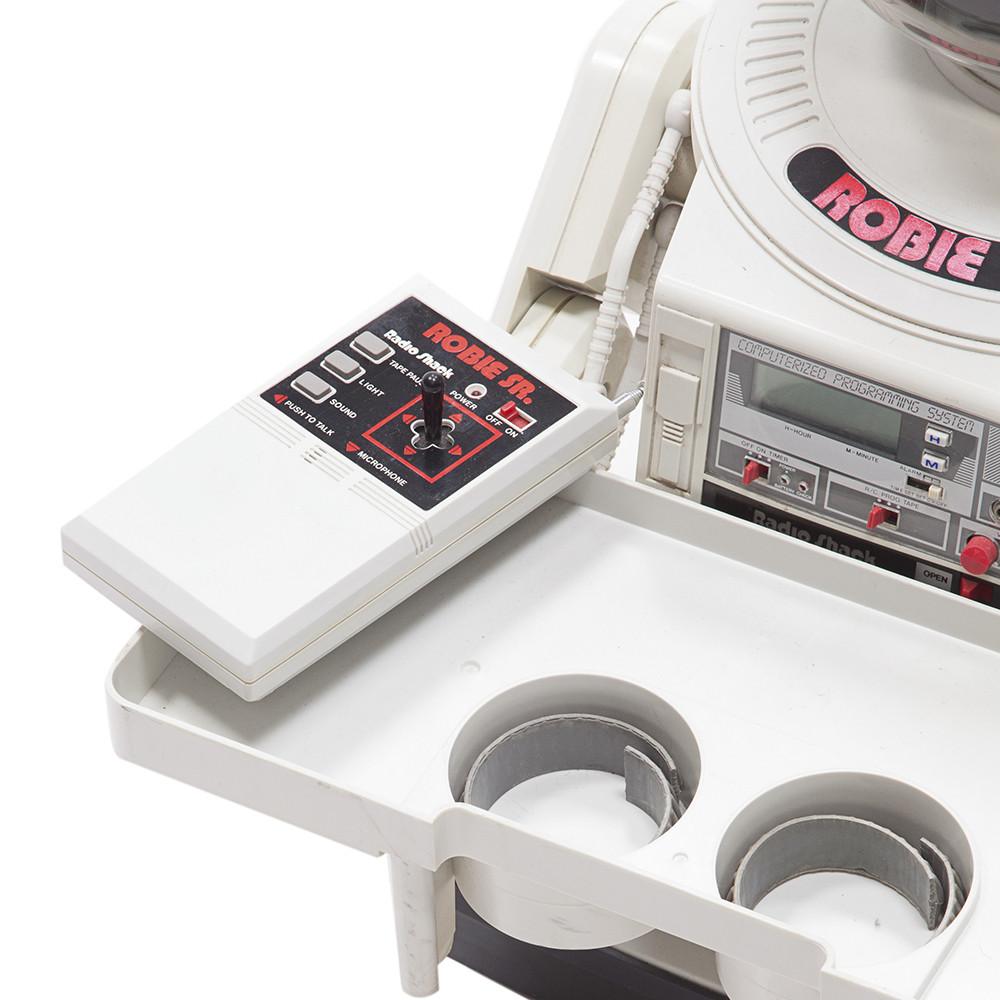 Toy Serving Robot