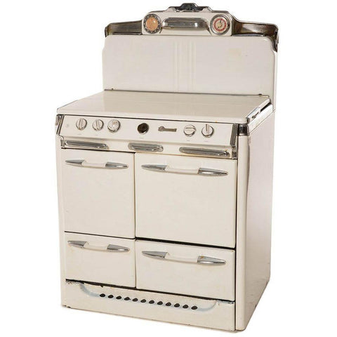 White Vintage Kitchen Stove