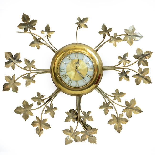 United Grape Leaf Motif Wall Clock