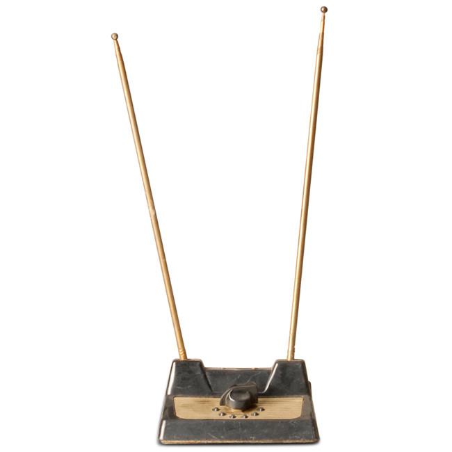 Black and Brass Antenna