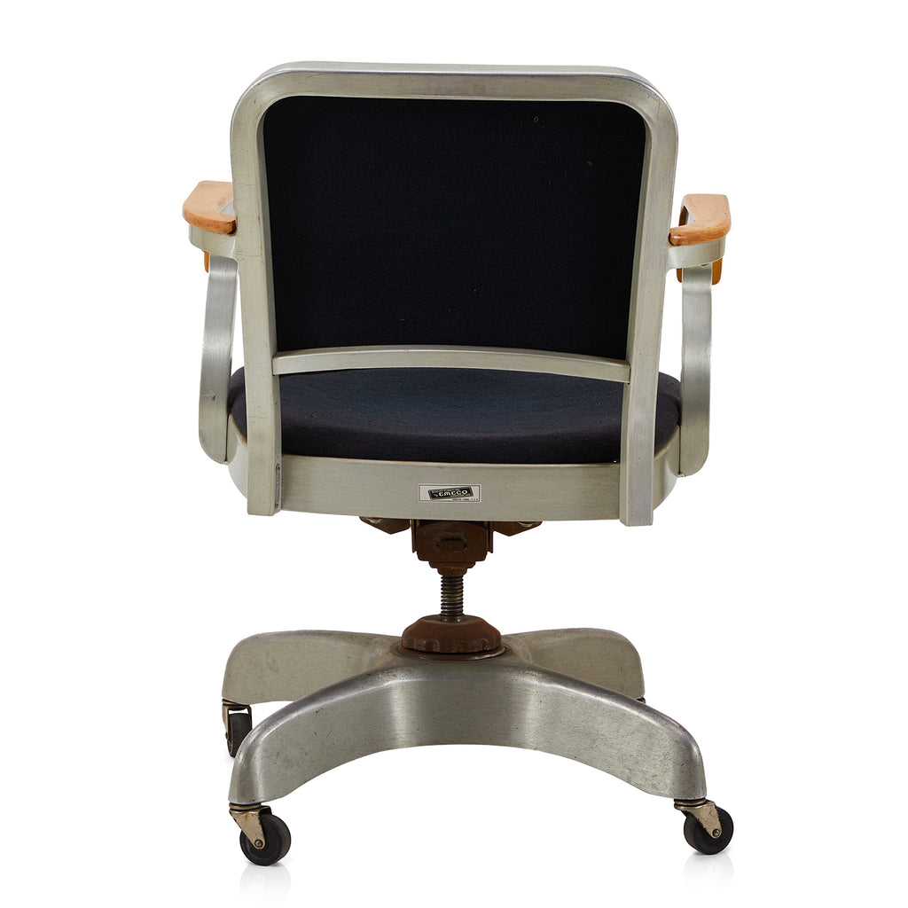 Black Cushioned Office Swivel Chair